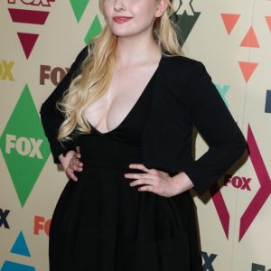 abigail breslin cleavage 72 photos 92 1