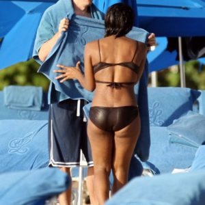 alexandra burke pokies 4 photos 78