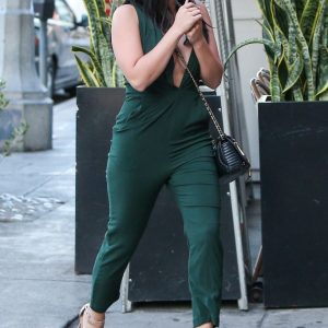 ariel winter cleavage 23 photos 18