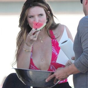 bella thorne sexy 311 photos gifs video 77 2