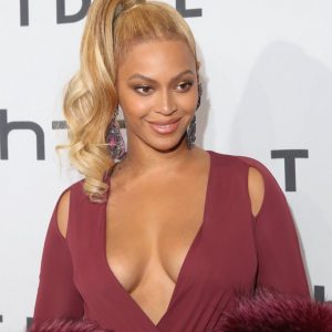 beyonce cleavage 31 photos 31