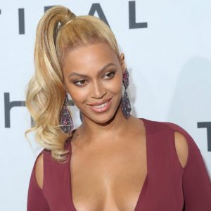 beyonce cleavage 31 photos 45