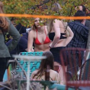 chloe grace moretz in a bikini 18 photos 62