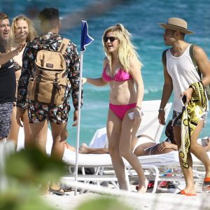 ellie goulding in a bikini 23 photos 23