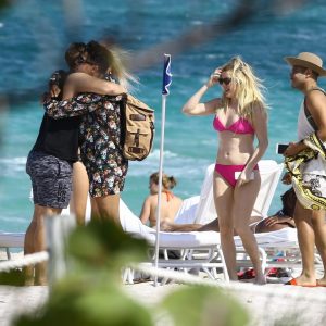 ellie goulding in a bikini 23 photos 88