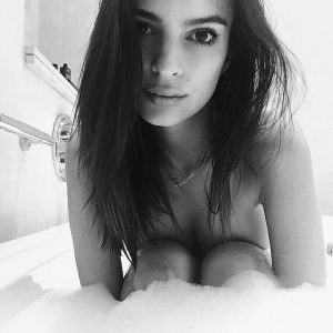 emily ratajkowski naked 1 photo 59