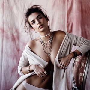 emily ratajkowski sexy topless 50 photos 36 1