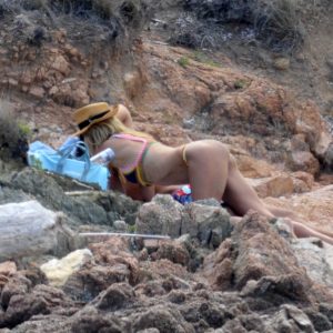 heidi klum topless 10 photos 79