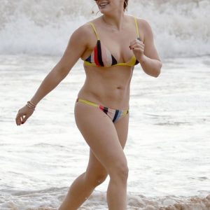 hilary duff in a bikini 9 photos 77