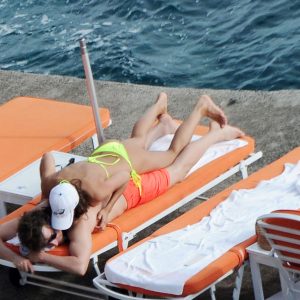 irina shayk in a bikini 48 photos 19