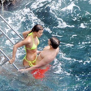 irina shayk in a bikini 48 photos 77