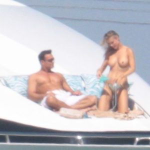 joanna krupa topless 23 photos 80