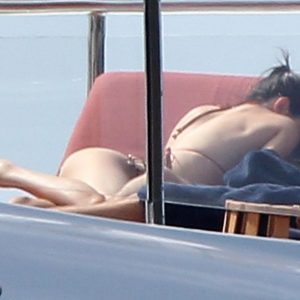 kendall jenner in a bikini 36 photos 27