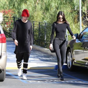 kendall jenner pokies 28 photos 38