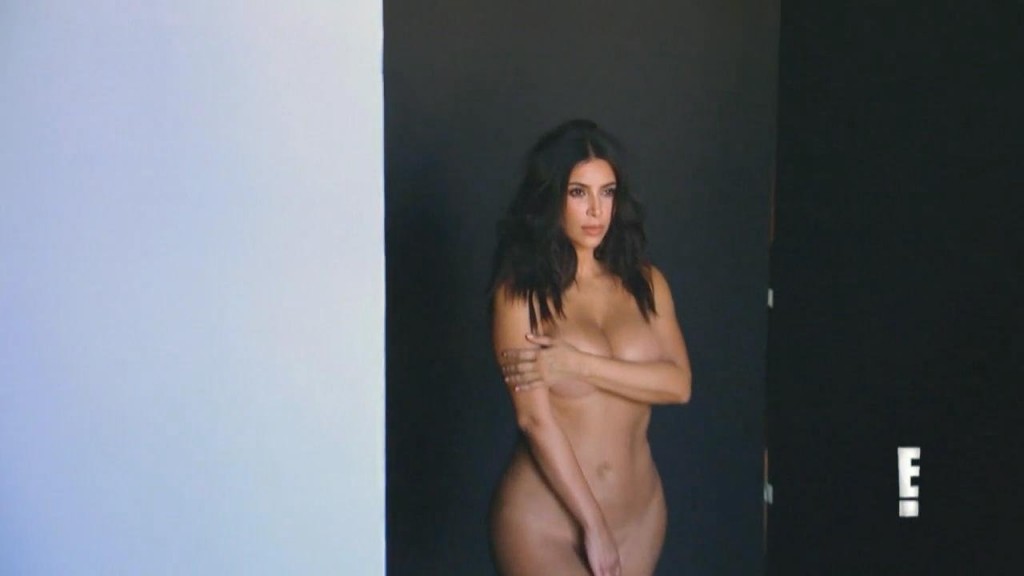 Kim Kardashian Nude (5 Photos)