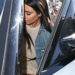 kim kardashian upskirt 2 photos 46