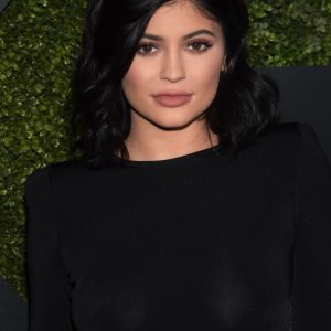 kylie jenner braless 7 photos 94