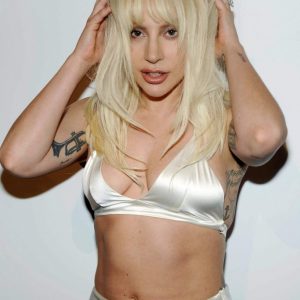 lady gaga cleavage 27 photos 14