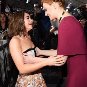 maisie williams sophie turner sexy 3 photos 36