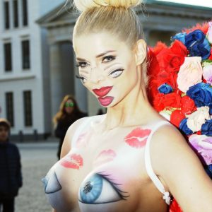 micaela schafer bodypaint 28 photos 3