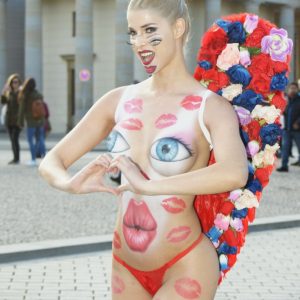 micaela schafer bodypaint 28 photos 55