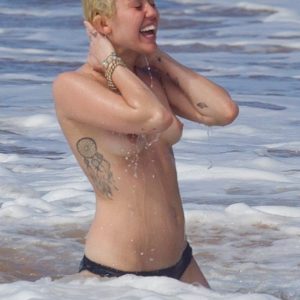 miley cyrus naked 37 new photos 34