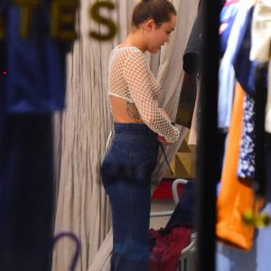 miley cyrus see through 2 photos 45