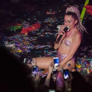 miley cyrus sexy 27 photos 4