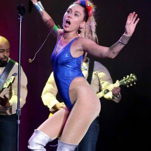 miley cyrus sexy 48 photos 29