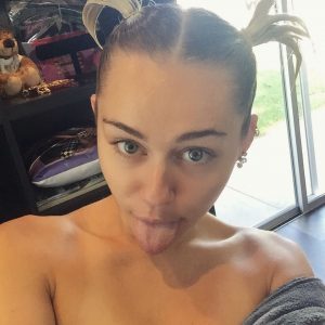 miley cyrus sexy 6 new photos 25