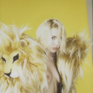 miley cyrus topless 1 hot photo 39