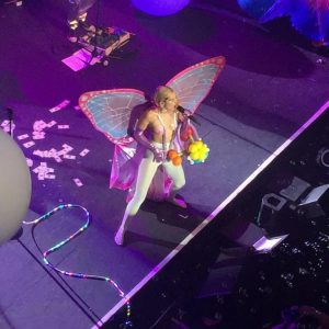 miley cyrus topless 40 photos 58 1