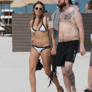 tove lo in a bikini 92 photos 55