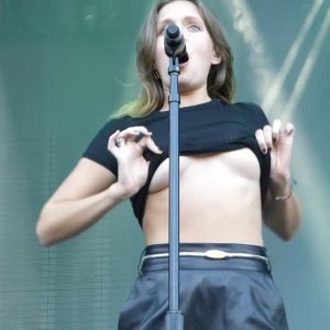 tove lo tits 5 photos video 51