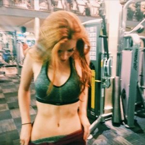 bella thorne sexy 45 photos 15 gifs video 0