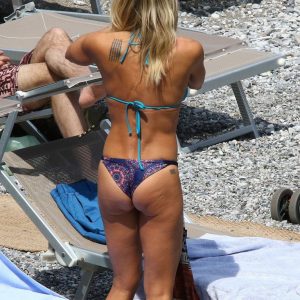 brittany daniel in a bikini 20 photos 36