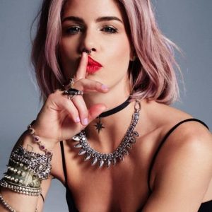 emily bett rickards sexy 6 photos 29