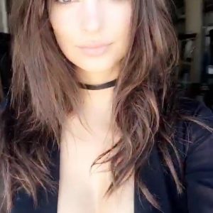 emily ratajkowski cleavage 6 photos video 36