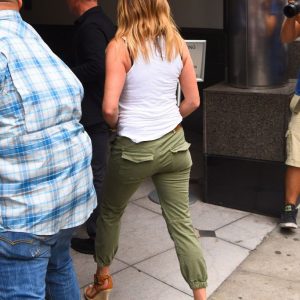 jennifer aniston pokies 50 photos 86