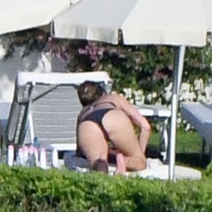 jennifer aniston sexy topless 61 photos 40