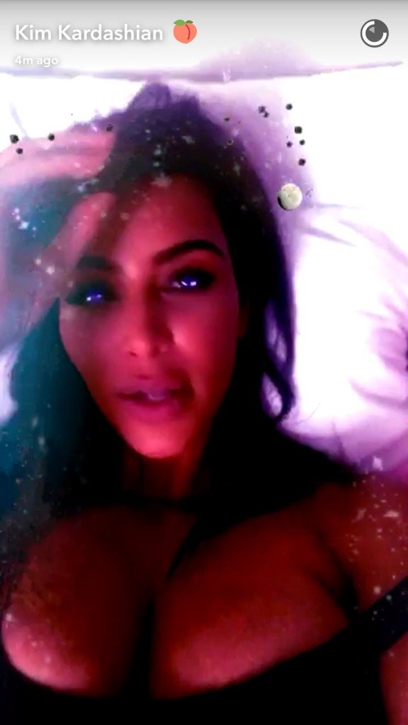 Kim Kardashian Selfie (1 Photo)