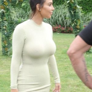 kim kardashian sexy 16 new photos 15 1