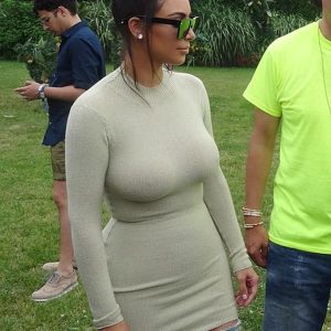 kim kardashian sexy 16 new photos 27