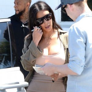 kim kardashian sexy 16 photos 2