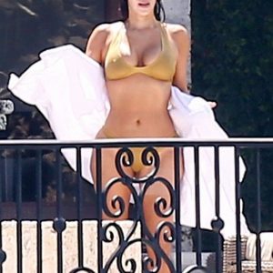 kim kardashian sexy 19 photos 53 1