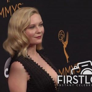 kirsten dunst cleavage 158 photos 16