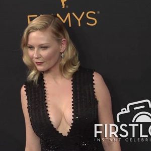 kirsten dunst cleavage 158 photos 35