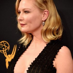 kirsten dunst cleavage 158 photos 55