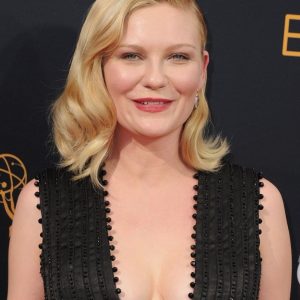 kirsten dunst cleavage 158 photos 76 1