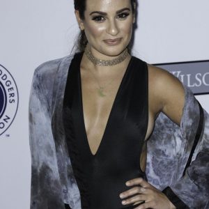 lea michele sideboob 27 photos 4